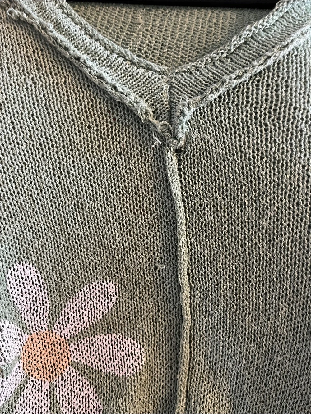 Green Daisy Oversized Knit Sweater - Picture 7 of 9